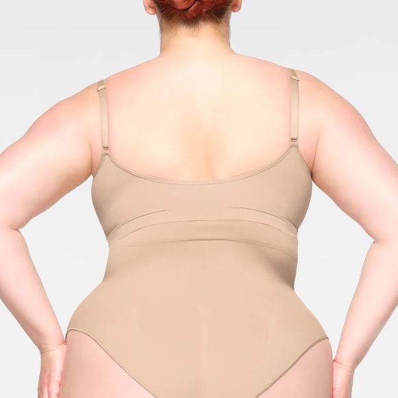 SKIMS - Seamless Sculpt Bralette | Size: XS | Color: Mica | NWOT - Picture 2 of 8